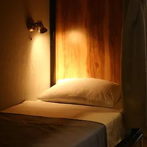 Nomad 旅馆 第比利斯