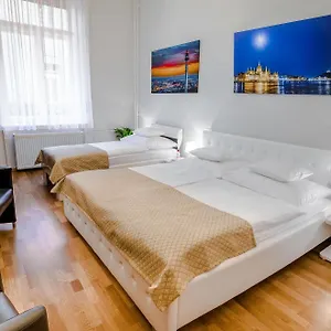 Anabelle Bed And Budapeşte